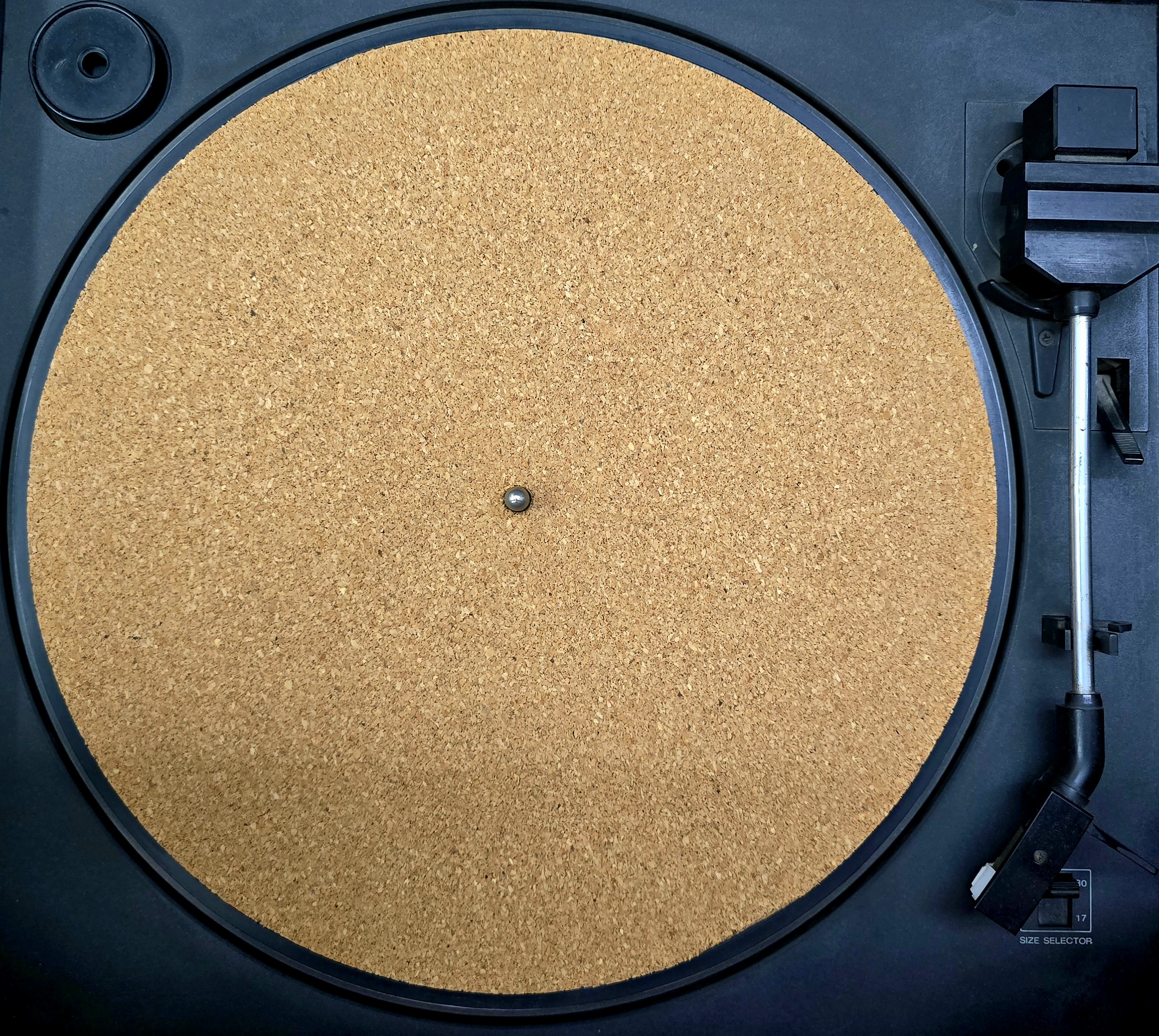 TURNTABLE SLIP MAT ( PURE CORK ) - thumbnail 2